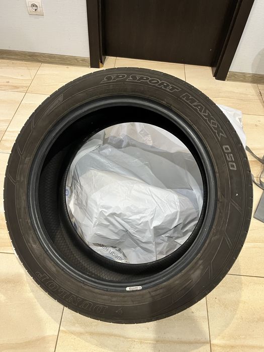 колеса 2 шт. б/в dunlop SP SPORT MAXX 050 225/50R18 95V