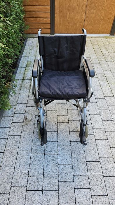Wozek inwalidzki Reha Fund skladany