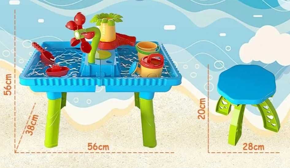 Stoliczek piaskowica z zabawkami i krzesełkiem