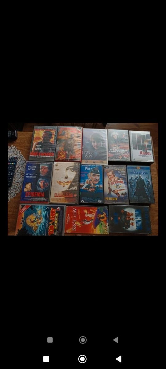 Kasety VHS do sprzedania