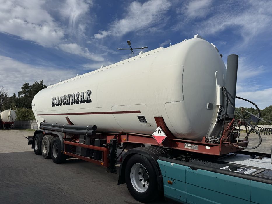Naczepa silos Kassbohrer 50m3 ADR