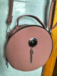 Жіноча сумка-кросбоді кругла