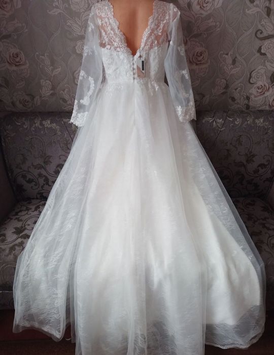 Нове весільне плаття 50-52 розміру