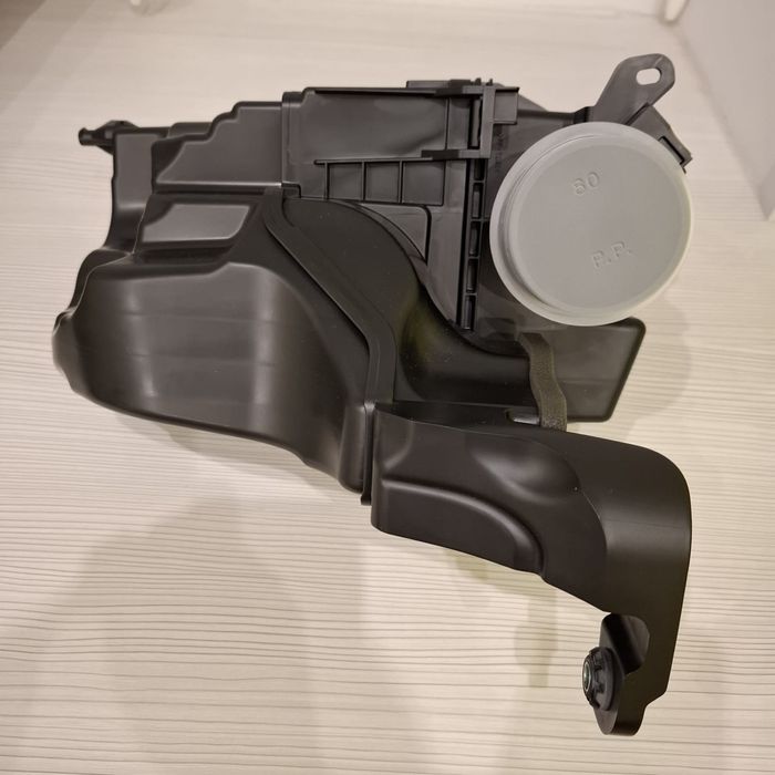 Хром переднего бампера молдинг Ниссан Рог Nissan Rogue T33 2021-2024