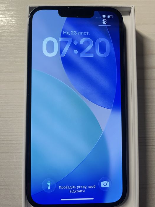 Телефон iPhone 13 128GB