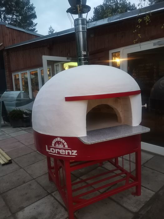 Włoski piec do pizzy