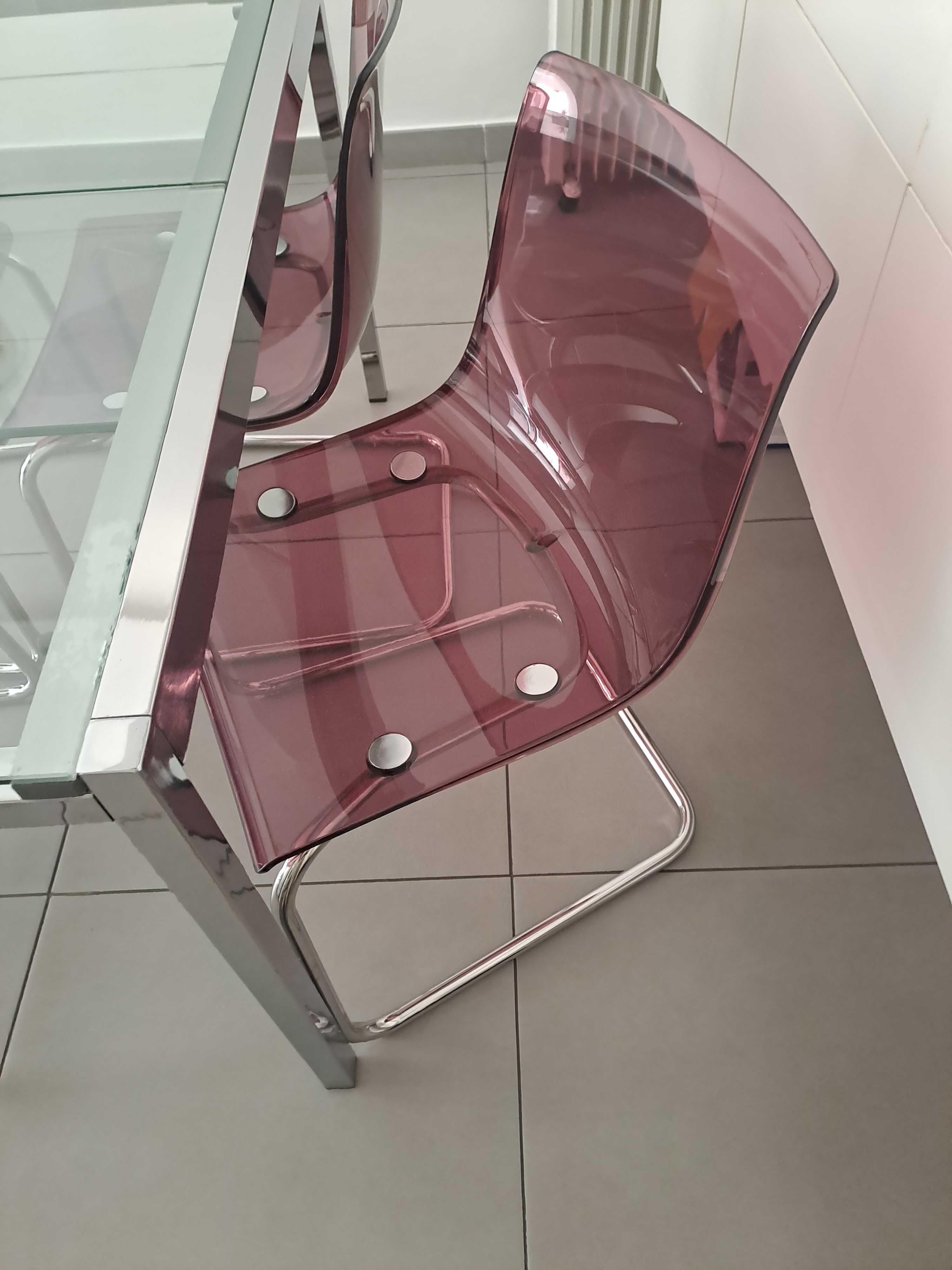 4 Cadeiras sala ikea, duas cor transparente e duas roxas