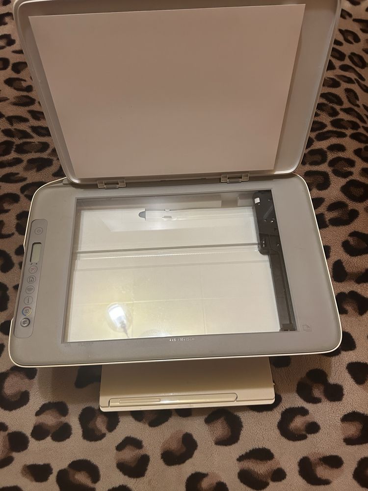 Продам МФУ Hp DeskJet2720