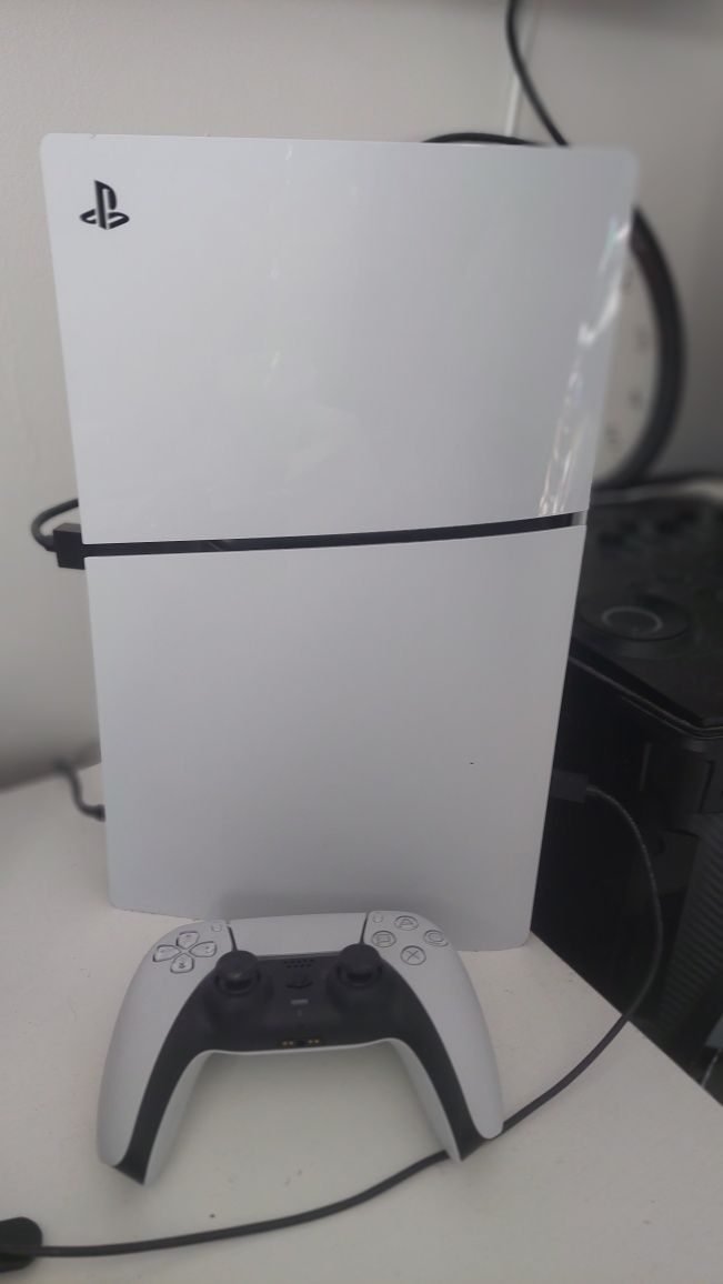 Sprzedam PlayStation 5