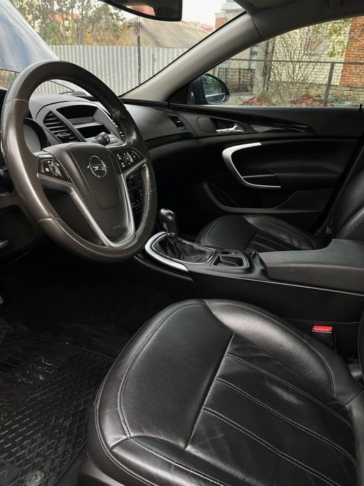 Opel Insignia Sports Tourer 2009 1.6