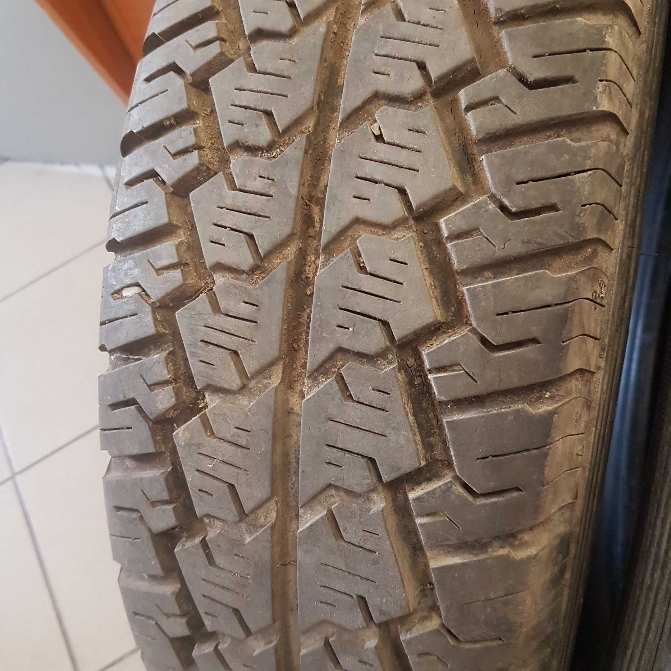 Opony 215/75 R16C Hankook wielosezonowe z NIEMIEC.