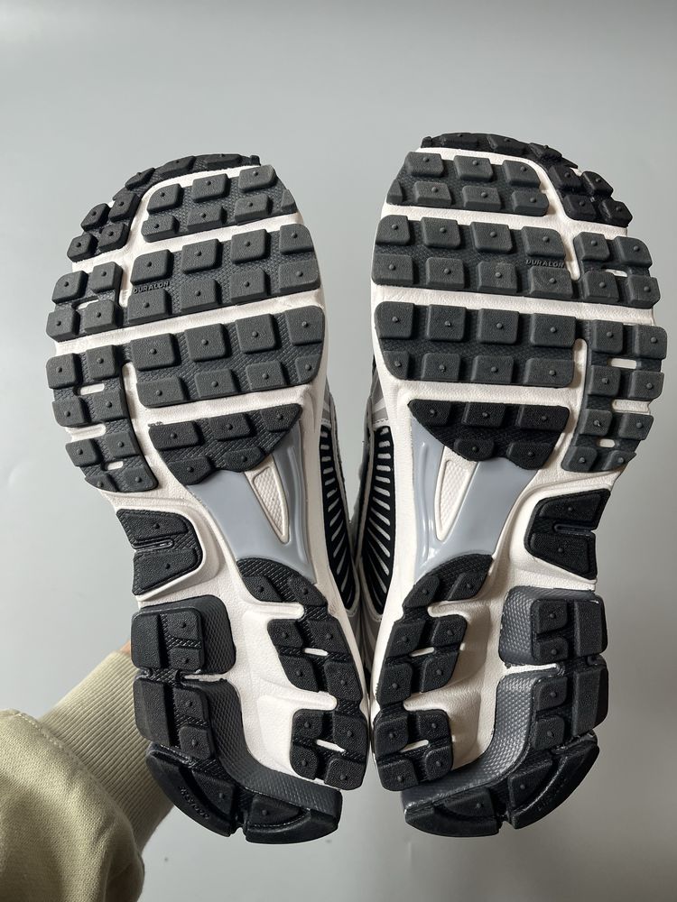 Кросівки Nike zoom vomero 5 жіночі 38 розмір