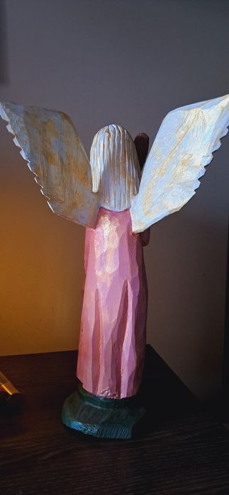 Anioł rzeźba ludowa