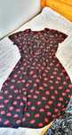 Vestido floral com manga flutuante