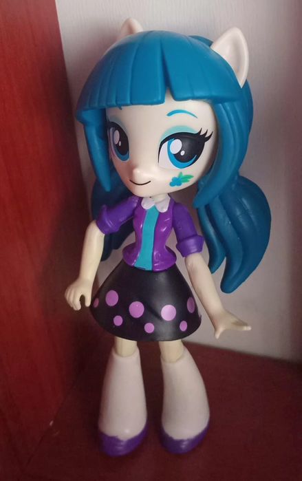 Equestria Girls Minis