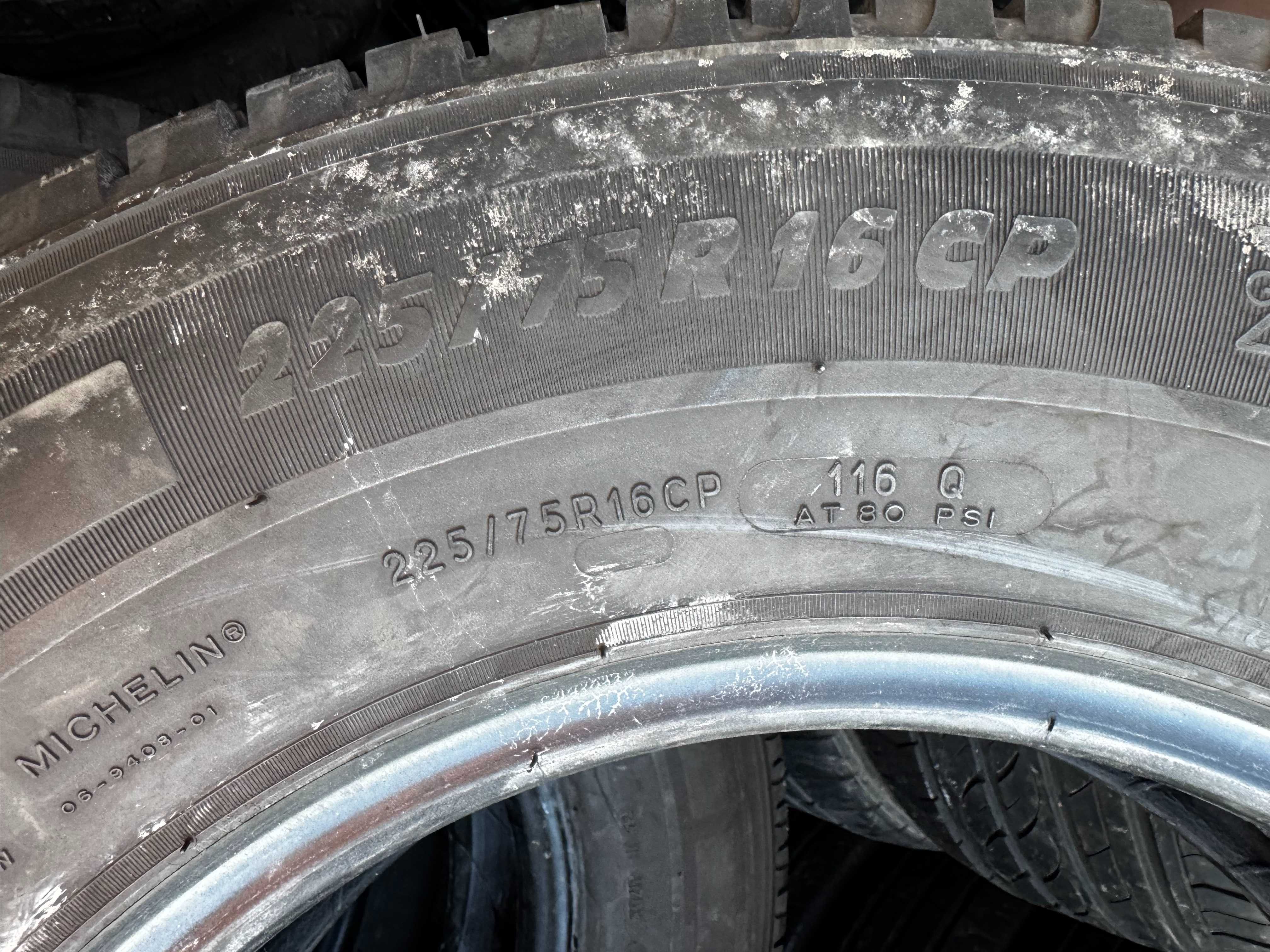 Шини MICHELIN 225/75 R16CP, Agilis Camping, літня резина, цешка
