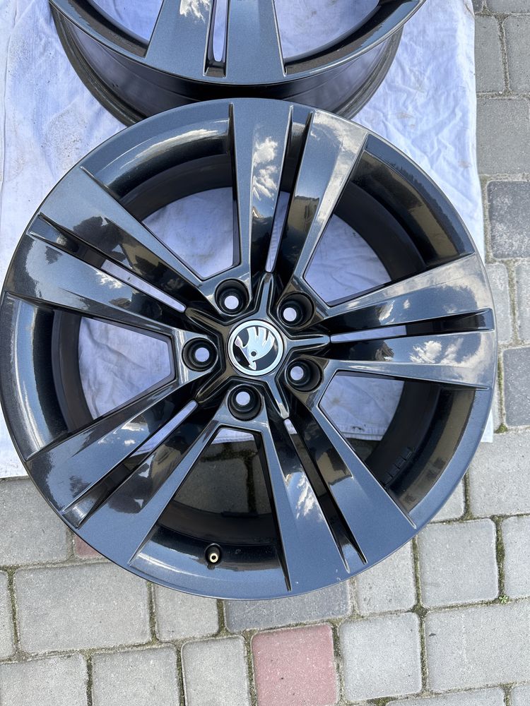 Дискі 5*112 7.J ET45 Skoda