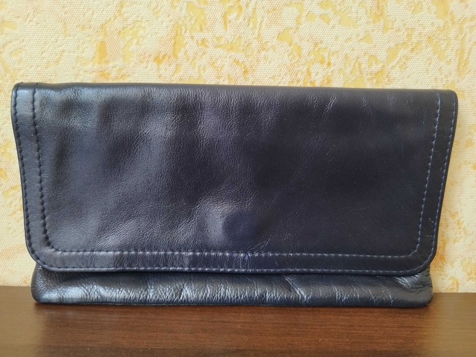 Клатч кожаный женский темно синего цвета