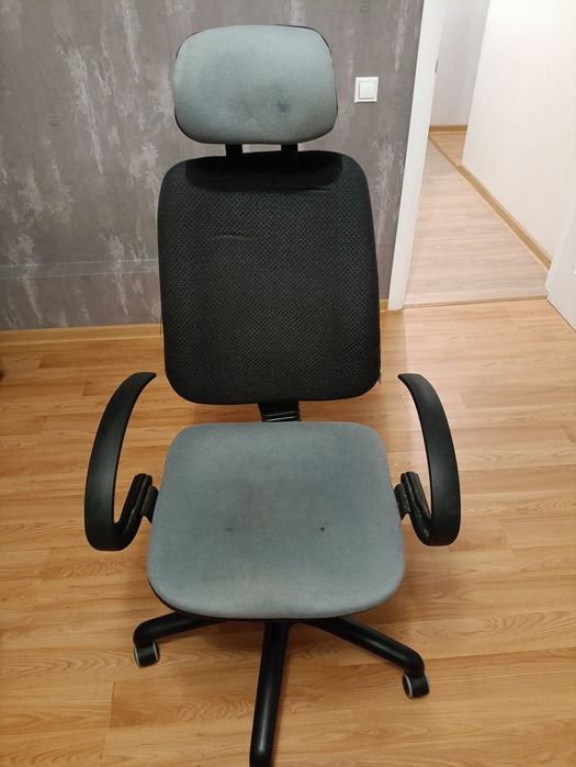 Продам офисное кресло