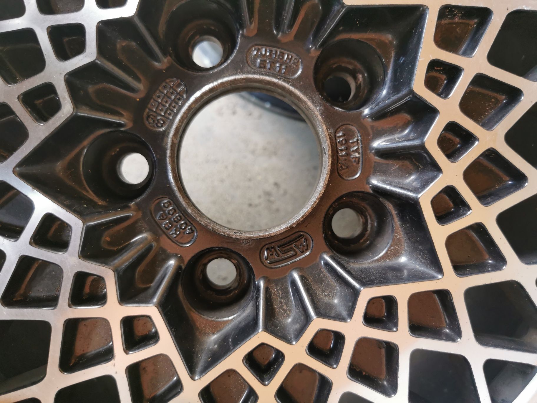 Alufelgi MSW OZ 1911A BMW Oldtimer R15 ET11