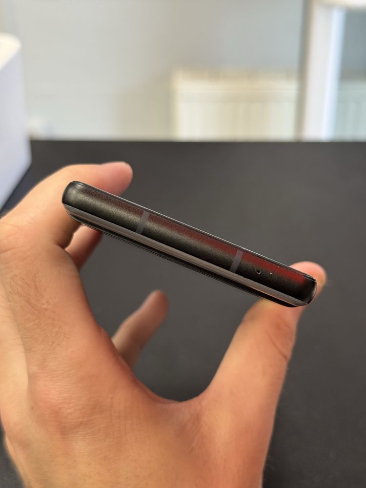 Смартфон Google Pixel 6a 6/128GB Charcoal