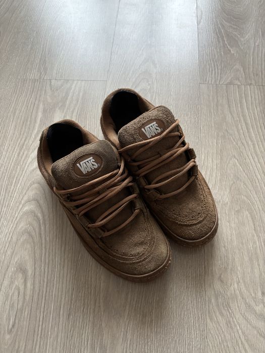 vans shoes size 43-44