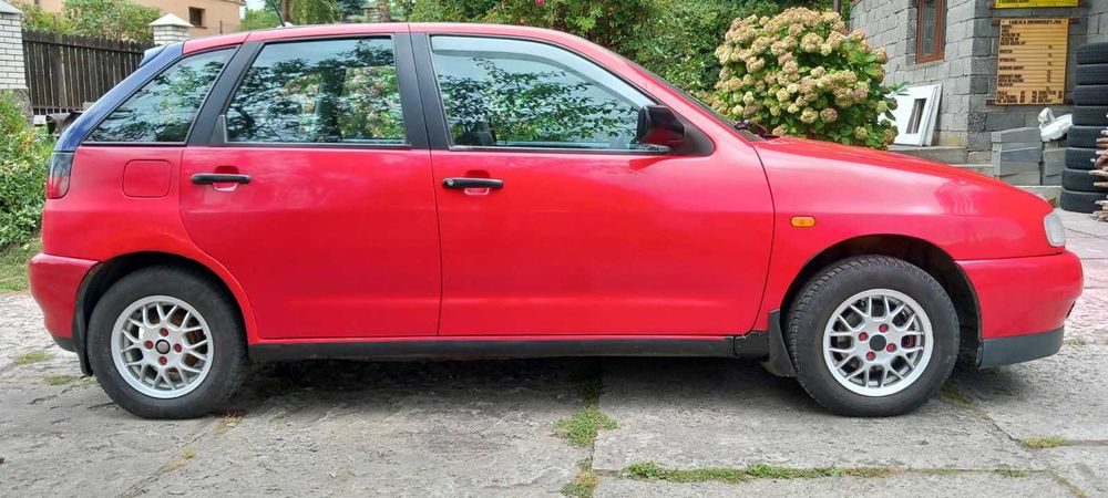 Sprzedam Seat  ibiza 1.4