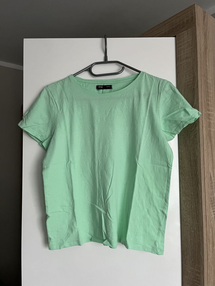 Miętowy t-shirt damski bluzka z krótkim rękaw