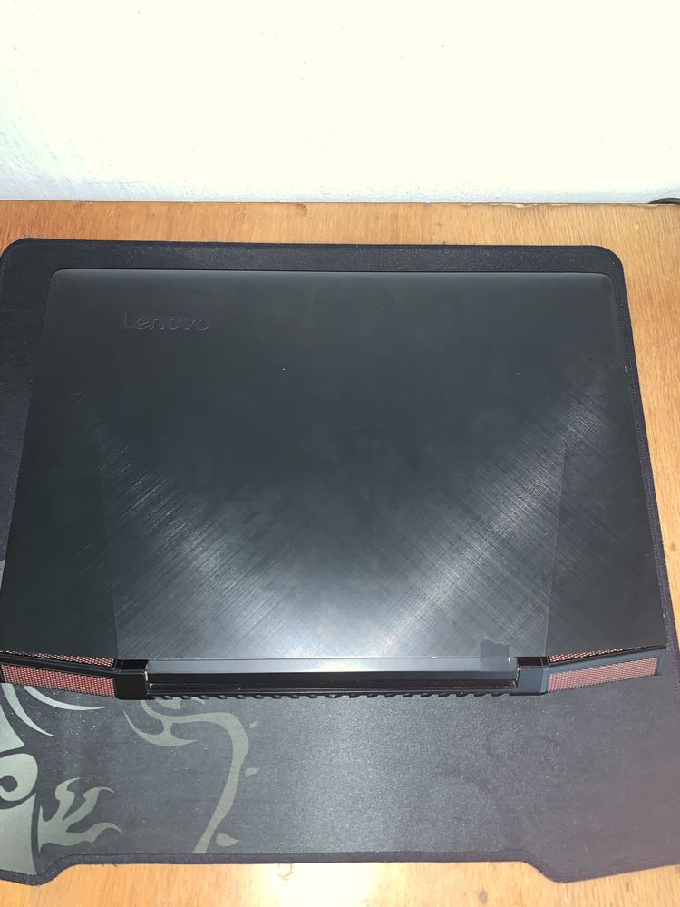 Ноутбук Lenovo Y700 15-ISK