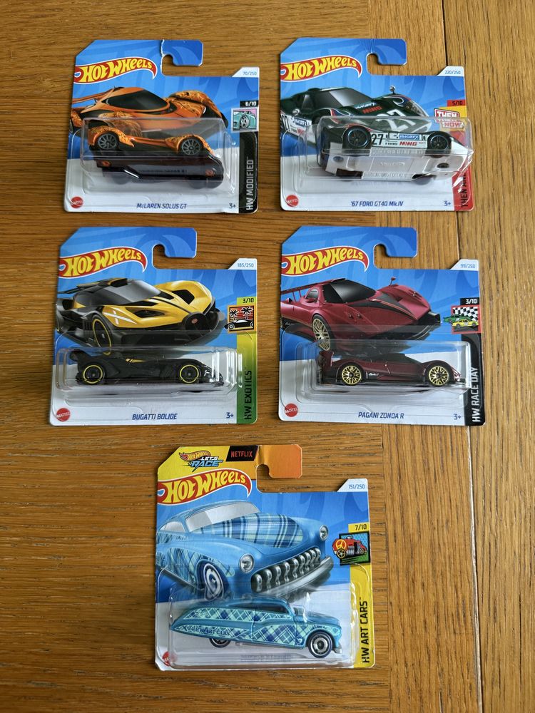 Zestaw (7) Hot Wheels