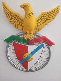 Símbolo do Sport Lisboa e Benfica feito a mão.
