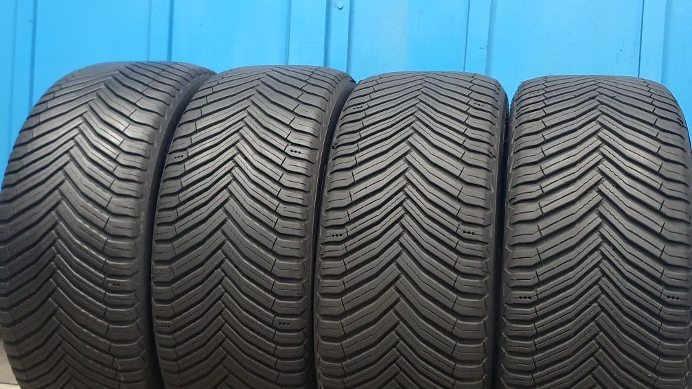 4 x 255/45 R19 Sprzedam opony całoroczne Michelin
