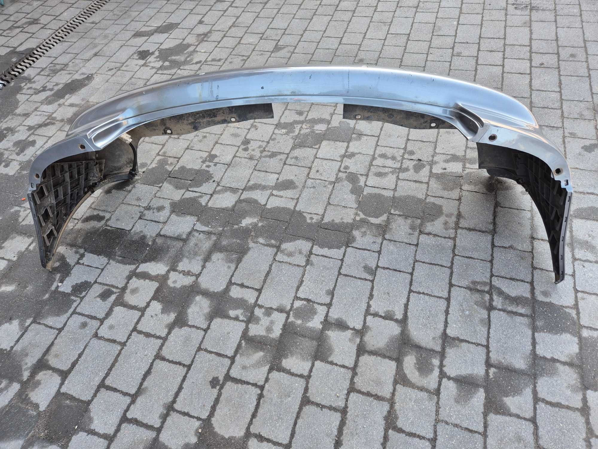 vw touran I zderzak tył tylny czujniki pdc LD7X