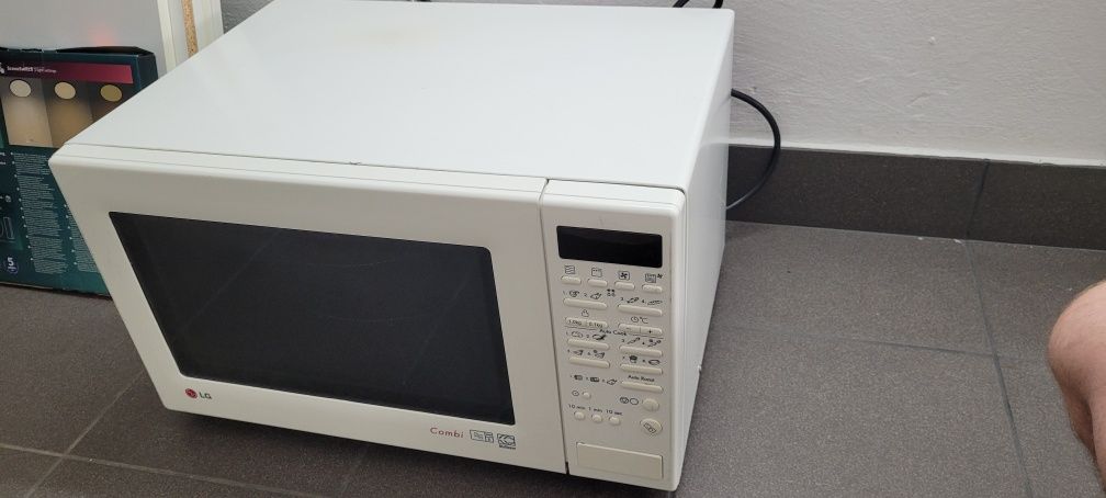 Mikrofalówka LG Combi MC-743D