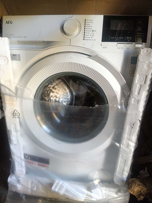 Máquina de lavar roupa 1-8kg AEG