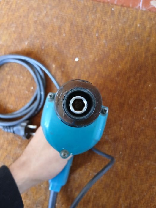 Makita 6820V 570w