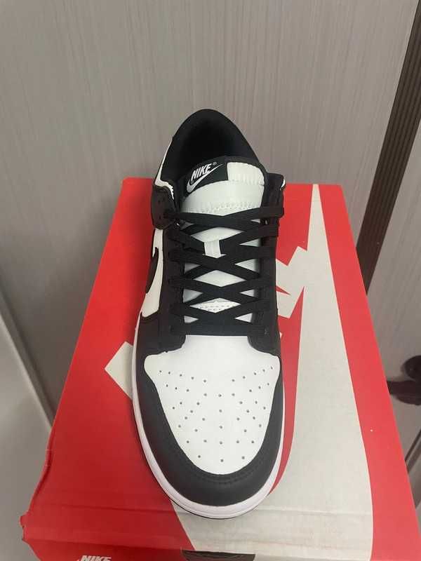 Nike Dunk Low Retro White Black Panda  38