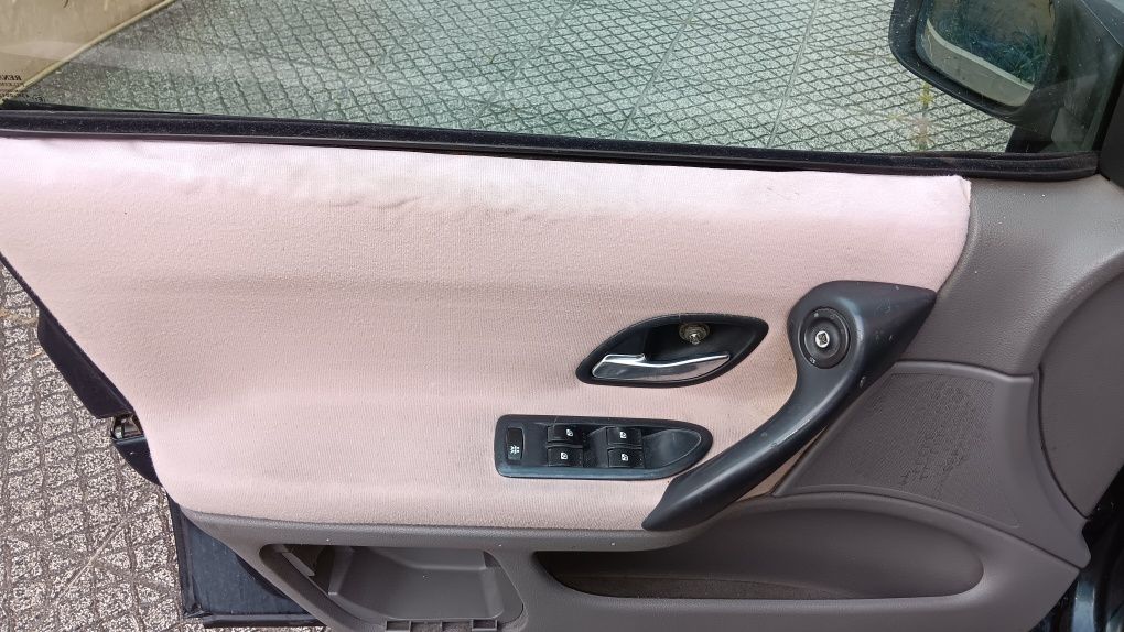 Renault laguna 2002