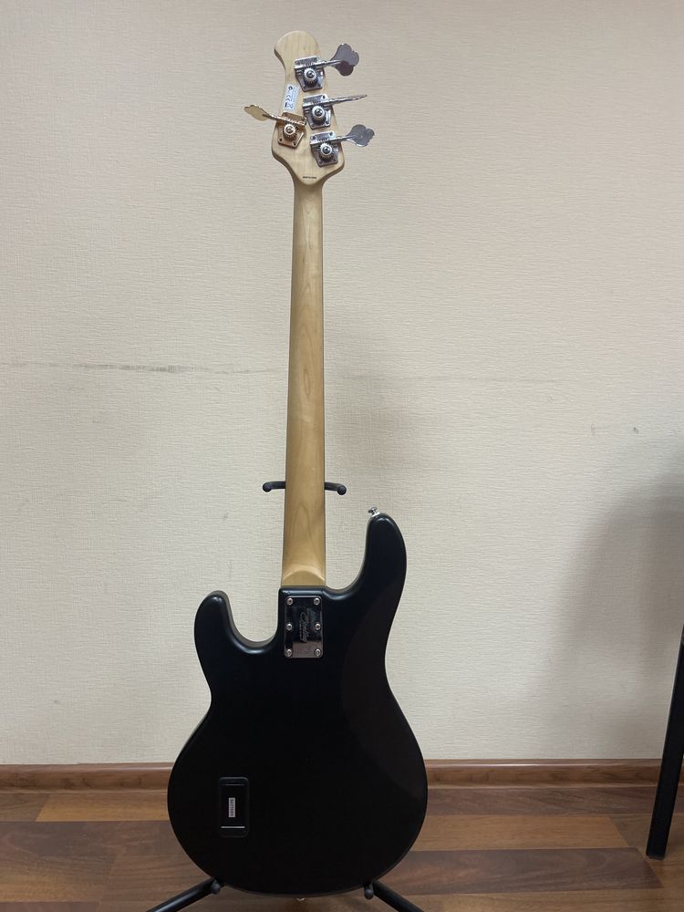 Бас гітара Sterling by Music Man S.U.B. Sting Ray 4 RRBS (400$)