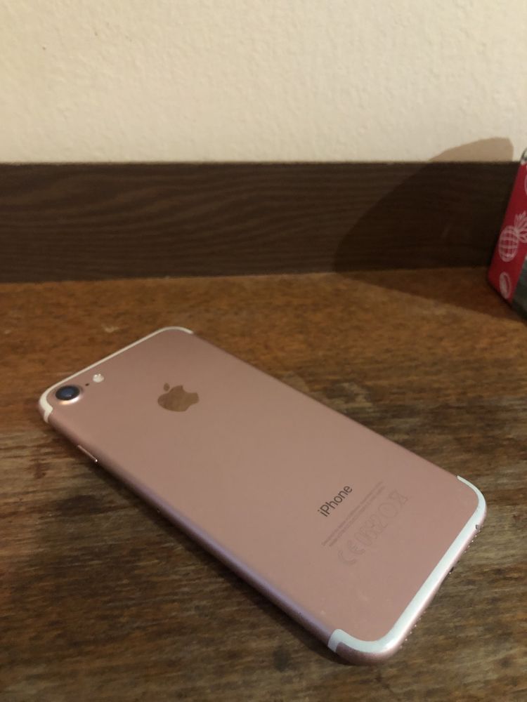 Iphone 7  32gb rose gold