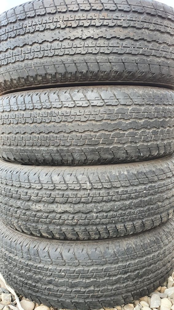 255/70 R18 4шт Bridgestone (Бриджестон) Авторезина, шини.