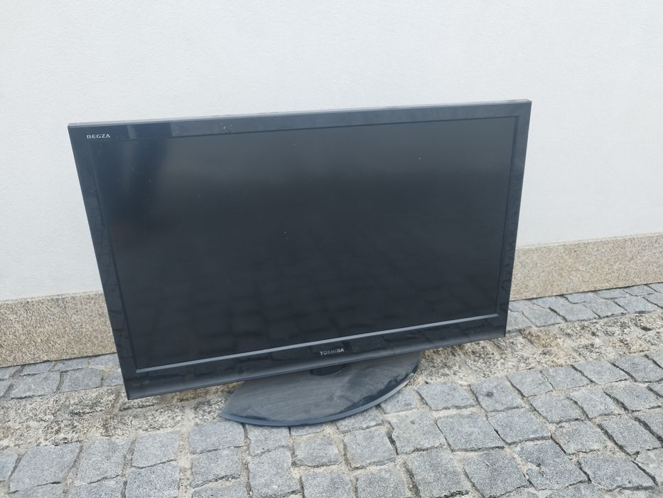 Teve Toshiba avariado