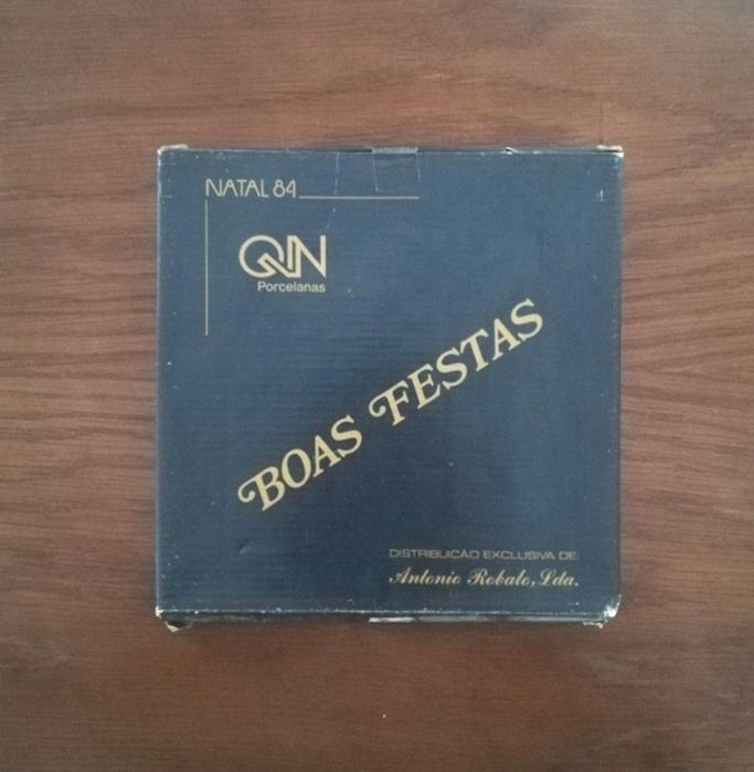 Prato de Natal 1984, em porcelana, da QN Portugal, em caixa original