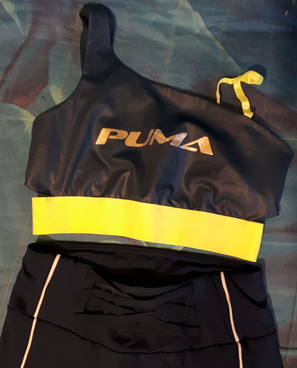 komplet sportowy rozm M. top Puma i legginsy Only Play + Bench GRATIS