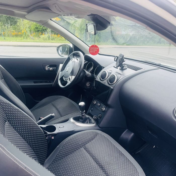 Nissan продаю автомобіль. Сів і поїхав, без додаткових вкладень