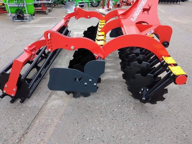 Brona talerzowa ciężka 2.7m talerz 560mm ekrany/ wał rura /struna
