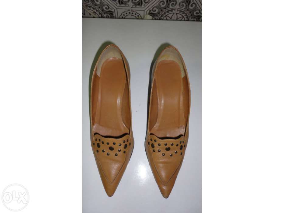 Sapatos de senhora em pele castanho claro Hera