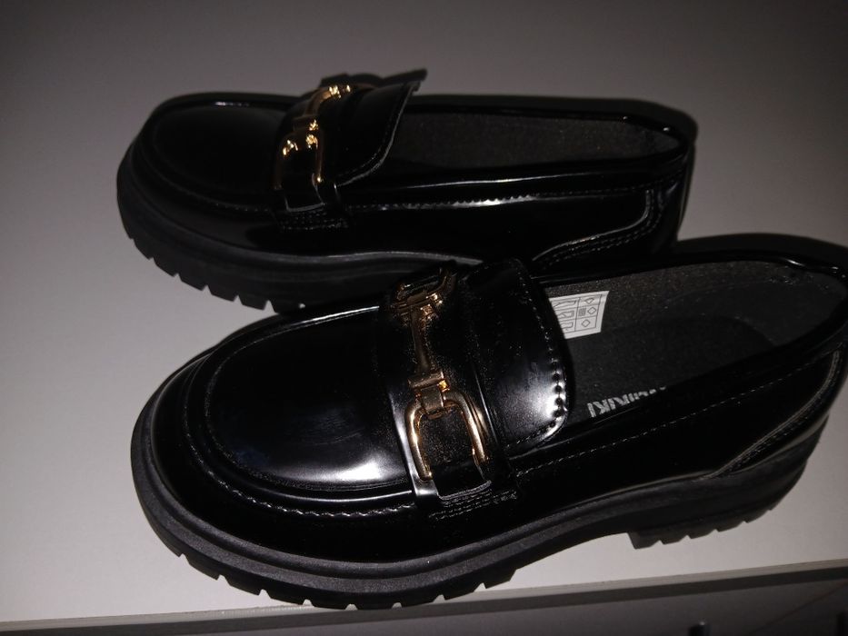 Взуття дитяче, туфлі дівчата, лаковані з бряжкою, LC WAIKIKI