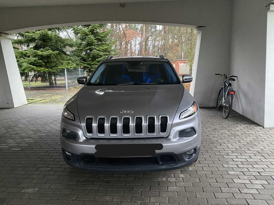 Продам машину Jeep Cherokee 2016 року
