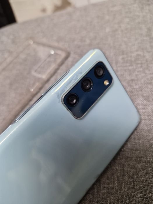 Телефон Samsung S20FE SM-G780F/DS